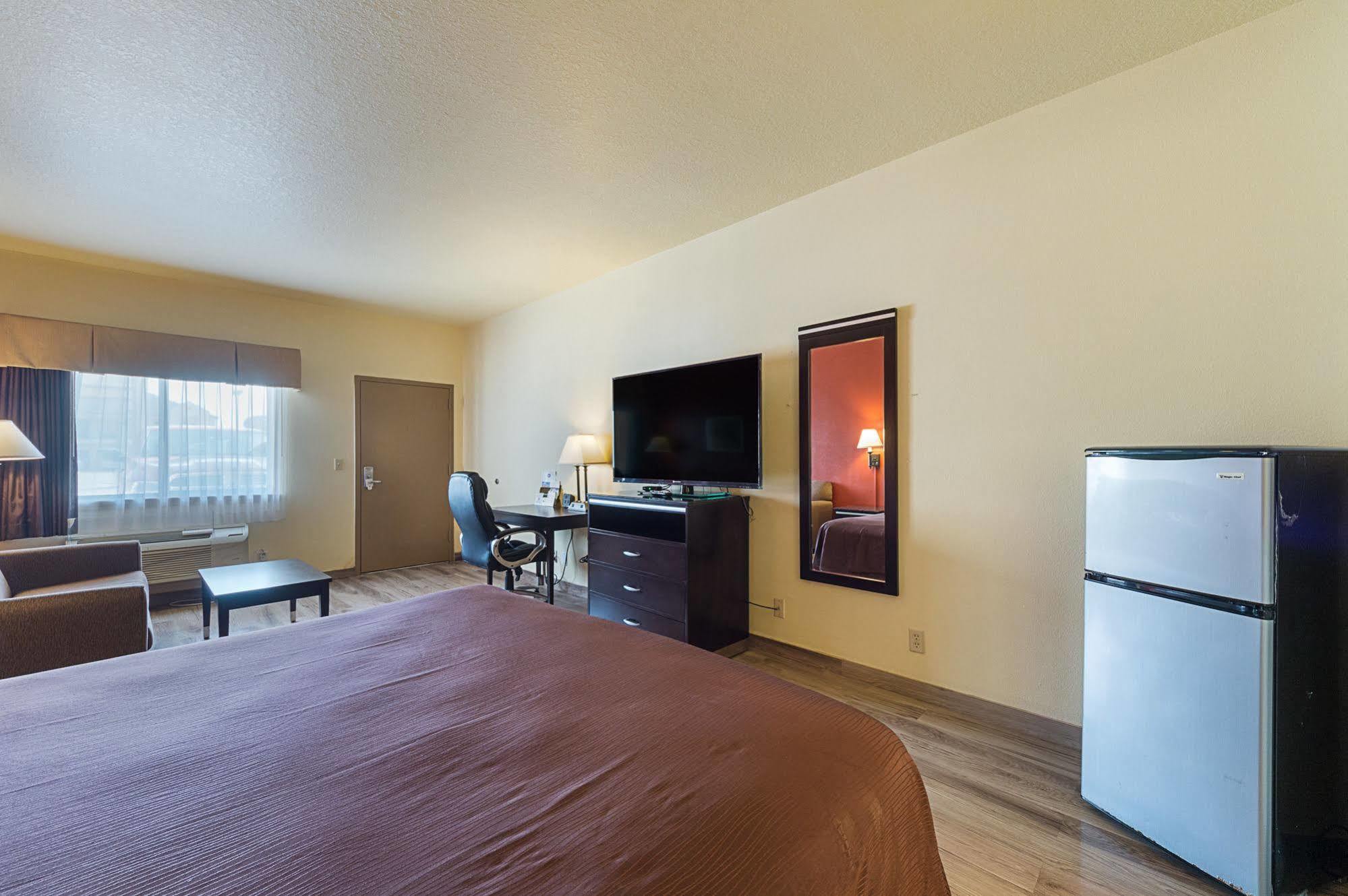 Lone Star Inn And Suites Victoria Dış mekan fotoğraf