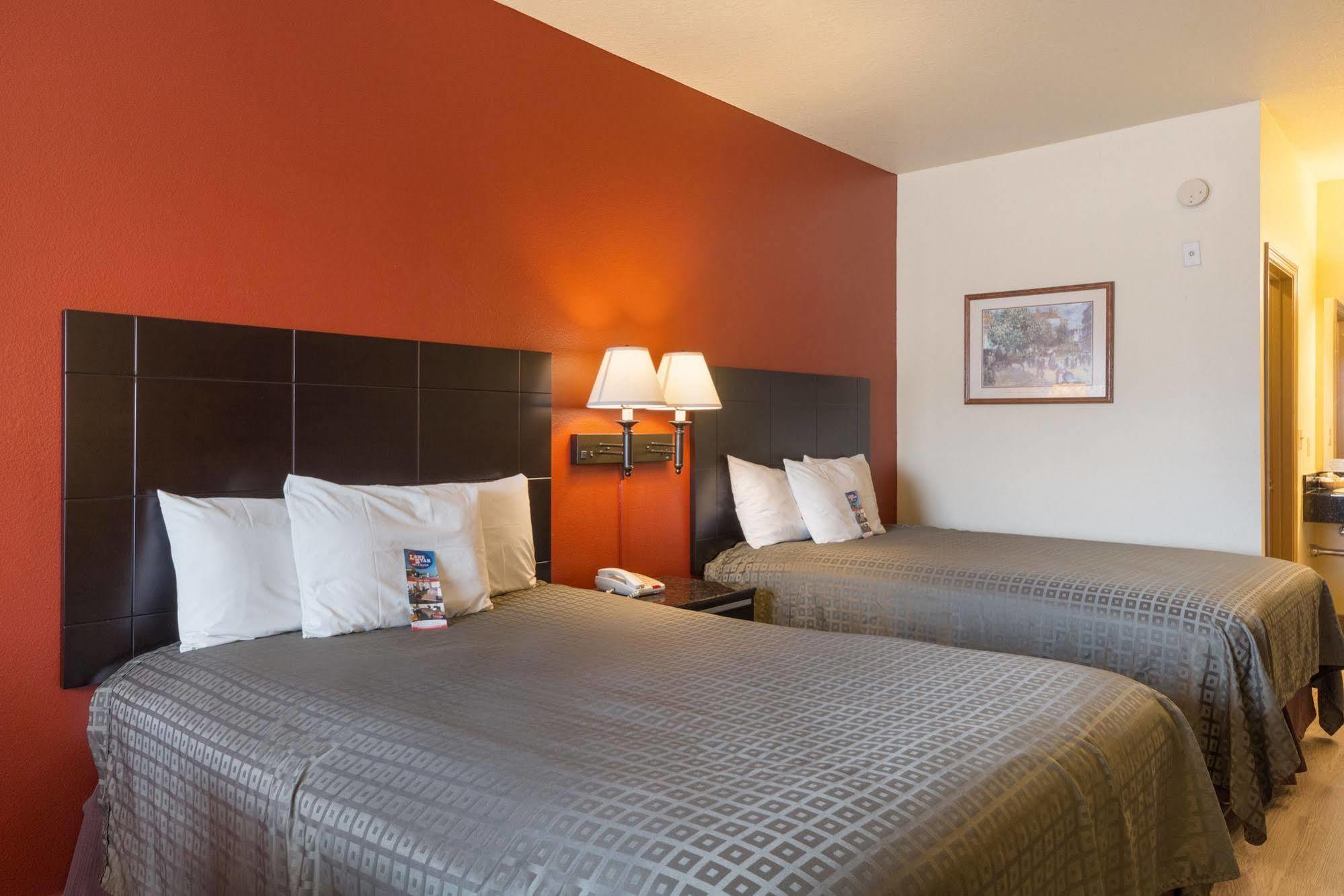 Lone Star Inn And Suites Victoria Dış mekan fotoğraf